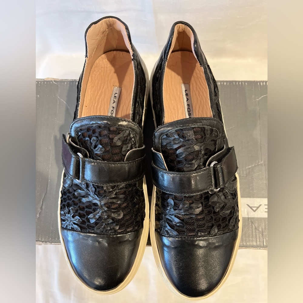 Lea Foscati Women sneakers euro size 36, Us size 5.5